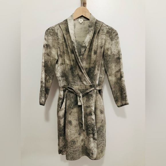 WILFRED Python Print Wrap Dress size 2 - Picture 2 of 5